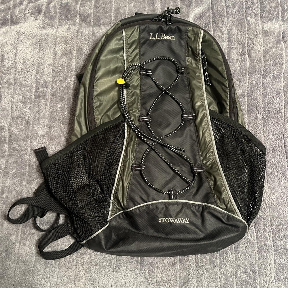 LL Bean Stowaway Backpack Daypack 20L Black Hiking Travel Packable 0DRY3